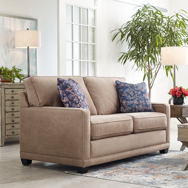 Kennedy Loveseat