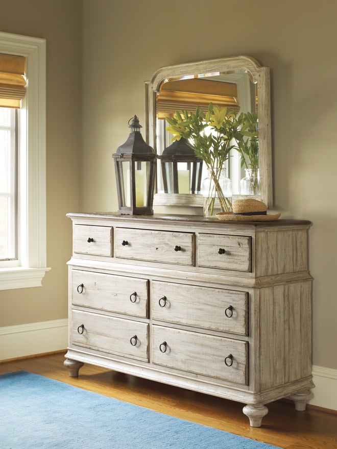 Weatherford Cornsilk Wellington Drawer Dresser